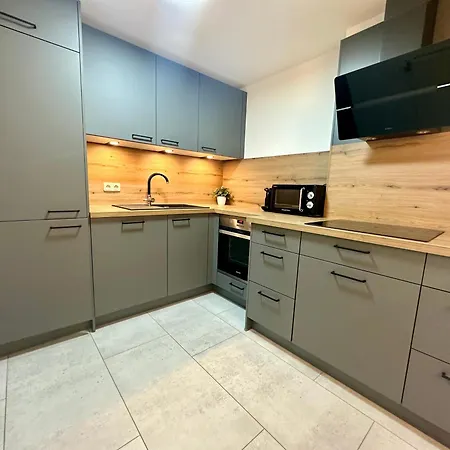 103 M2 Geraeumiges Familienfreundliche Mit Infrarotsauna In *